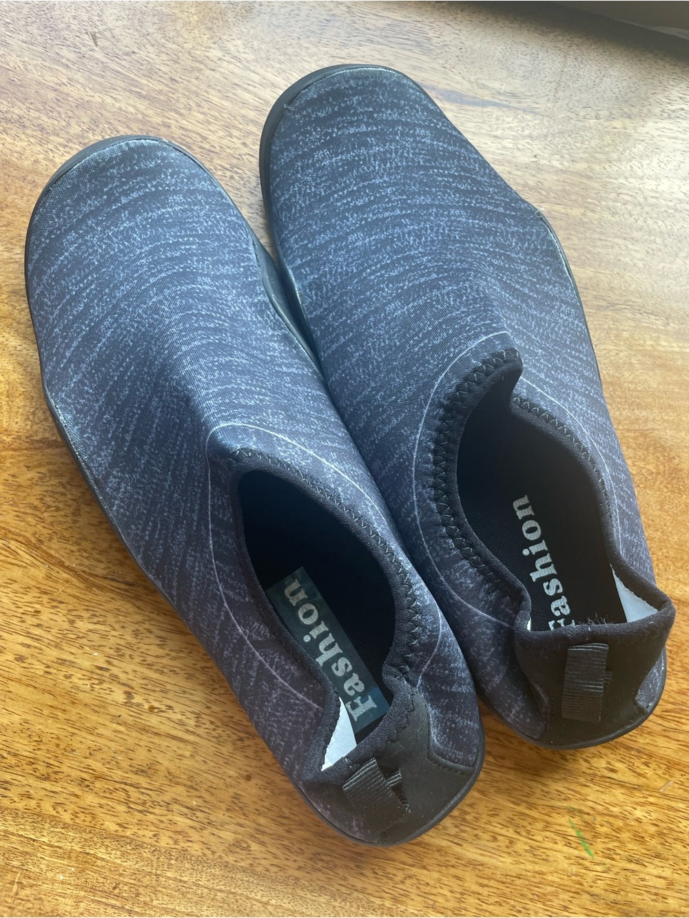 Men's Slip-On Water Shoes in Black and Gray Size 9.5-10